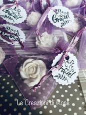 Segnaposto gessetti profumati fiori 3D con sacchetto organza lilla Comunione Matrimonio 